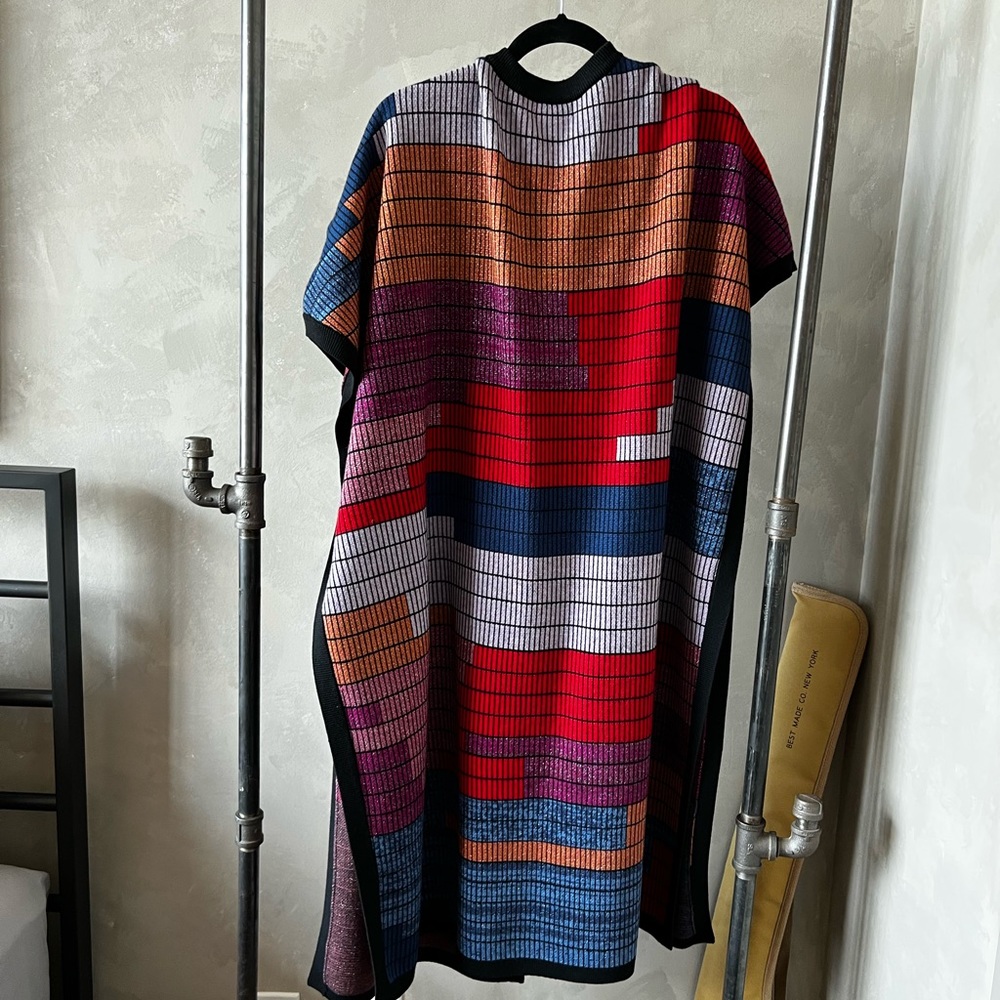 Mara Hoffman Radial Sweater Cape Poncho RARE One Size Fits All sizing - Picture 8 of 8